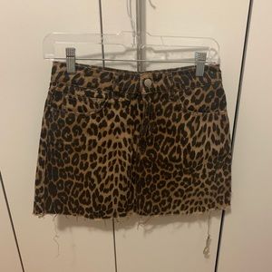 Leopard print mini skirt